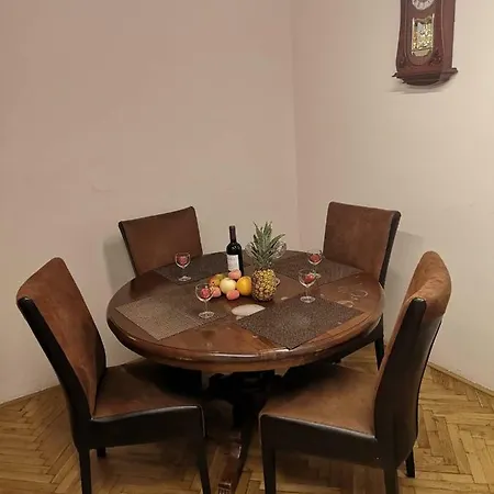 Center, 2+1 Rooms, 1, Walk To Wenceslas Square Apartment